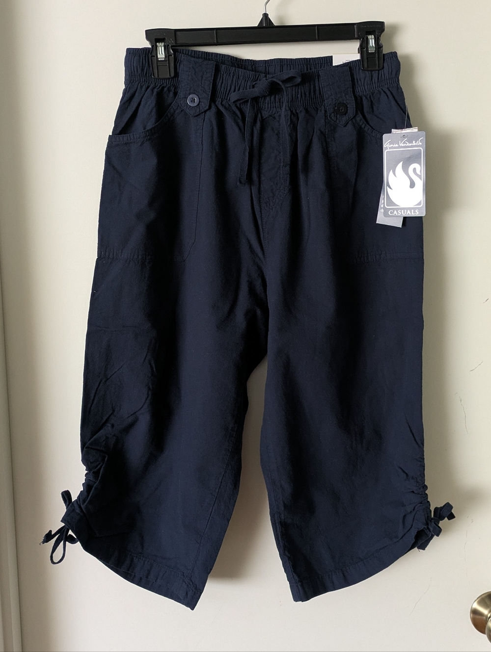 Gloria Vanderbilt Navy Drawstring Cargo Hybrid Shorts NWT